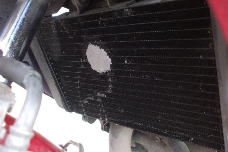 radiatore rotto nell'incidente